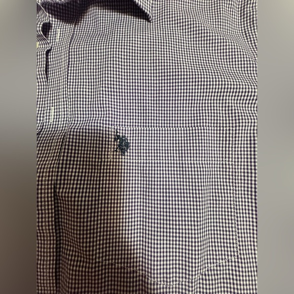 US Polo Assn Mens M Button Down Shirt
Slim Fit - Picture 9 of 11